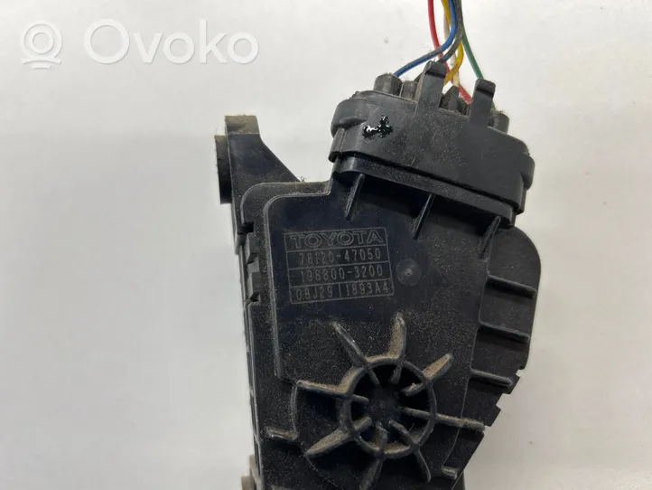 Toyota Prius (XW20) Pedal del acelerador 7812047050