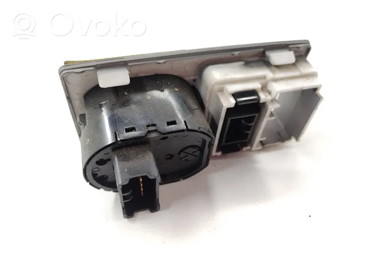 KIA Sorento Differential lock switch 612w16240