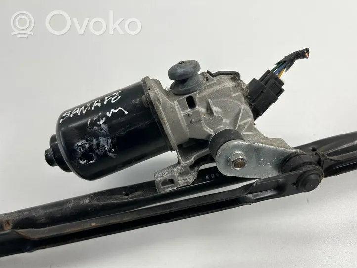 Hyundai Santa Fe Front wiper linkage and motor 981102B000