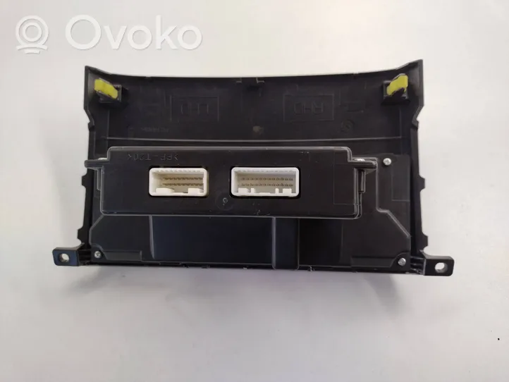 Toyota Corolla Verso E121 Panel klimatyzacji 559000F020