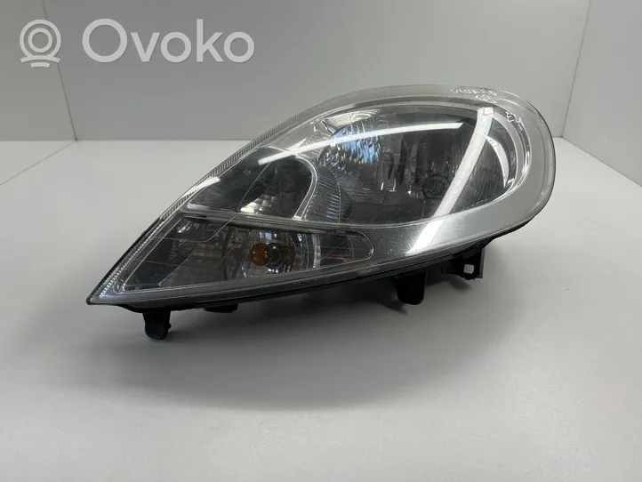 Opel Vivaro Headlight/headlamp 8200701354