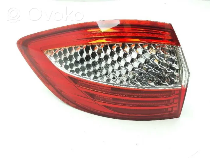 Ford Mondeo MK IV Lampa tylna 7S7113405B