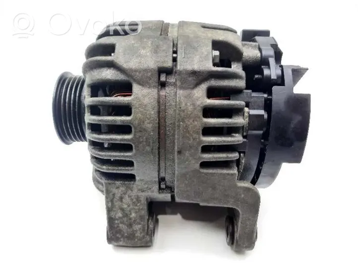 Opel Corsa D Generatore/alternatore 13222930