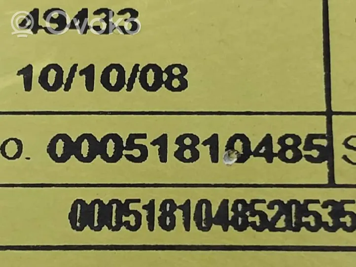 Lancia Delta Ohjauspyörän akseli 00051810485
