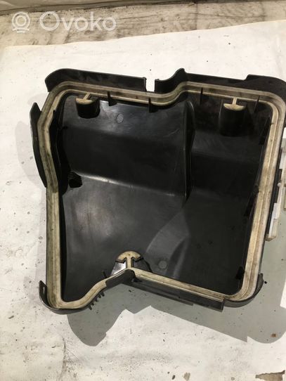 BMW X5 E70 Coperchio scatola dei fusibili 7555102