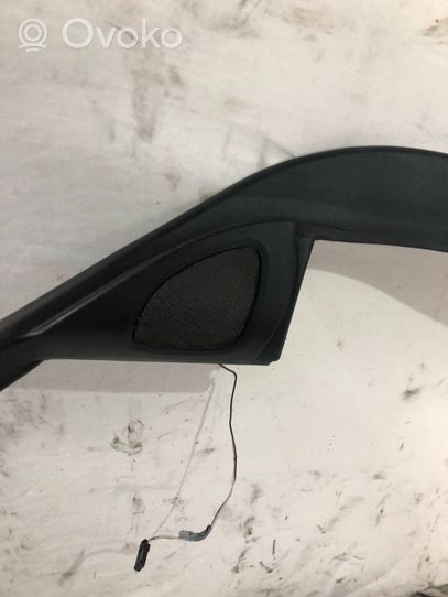 BMW 3 E46 Front door glass trim molding 8212521