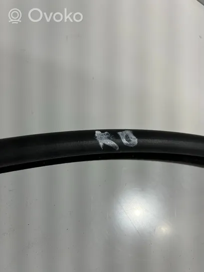 BMW 3 E46 Rear door rubber seal (on body) 