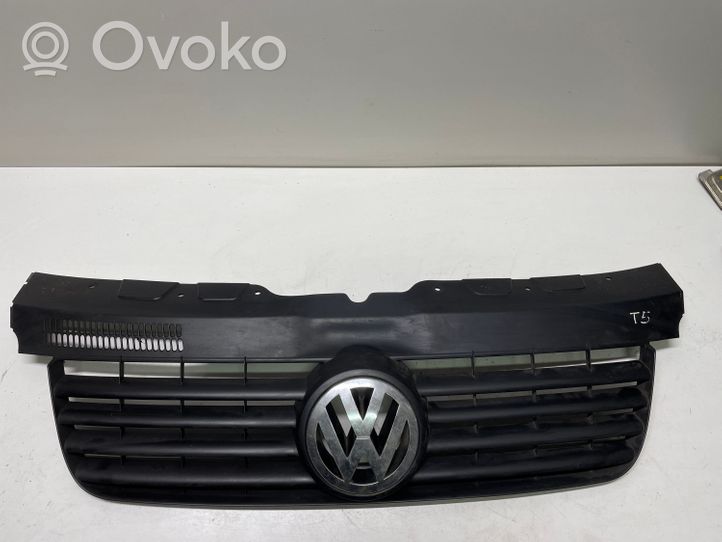 Volkswagen Multivan T5 Etupuskurin ylempi jäähdytinsäleikkö 7H0807101