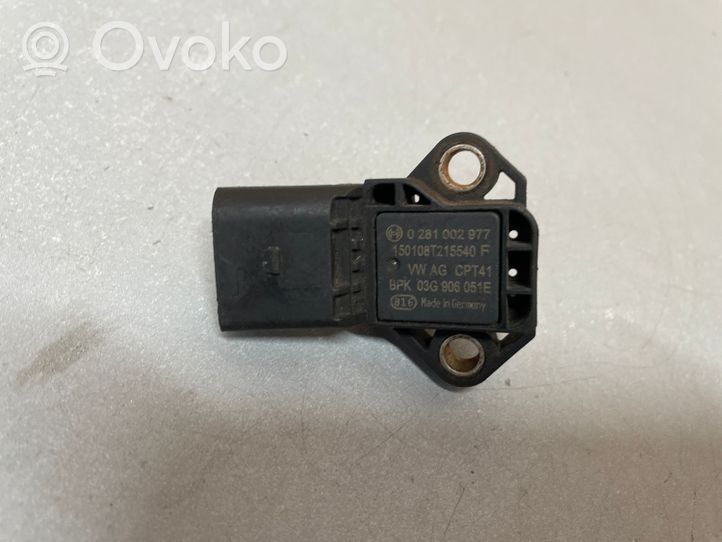 Volkswagen PASSAT B8 Gaisa spiediena sensors 03G906051E