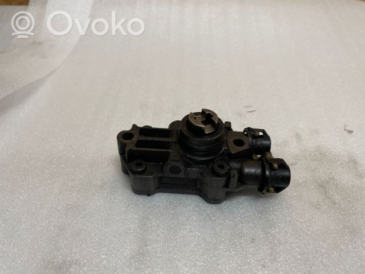 Mercedes-Benz E W210 Pompe à carburant A6110900250