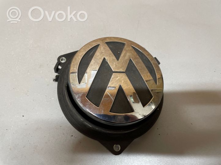 Volkswagen PASSAT CC Uchwyt / Rączka zewnętrzna otwierania klapy tylnej / bagażnika 6R0827469B