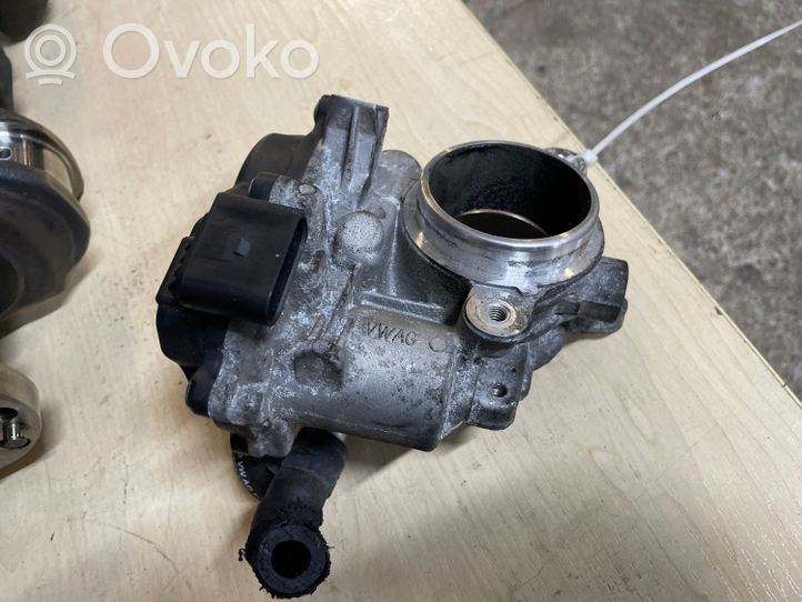 Audi Q3 8U Clapet d'étranglement 04L128059