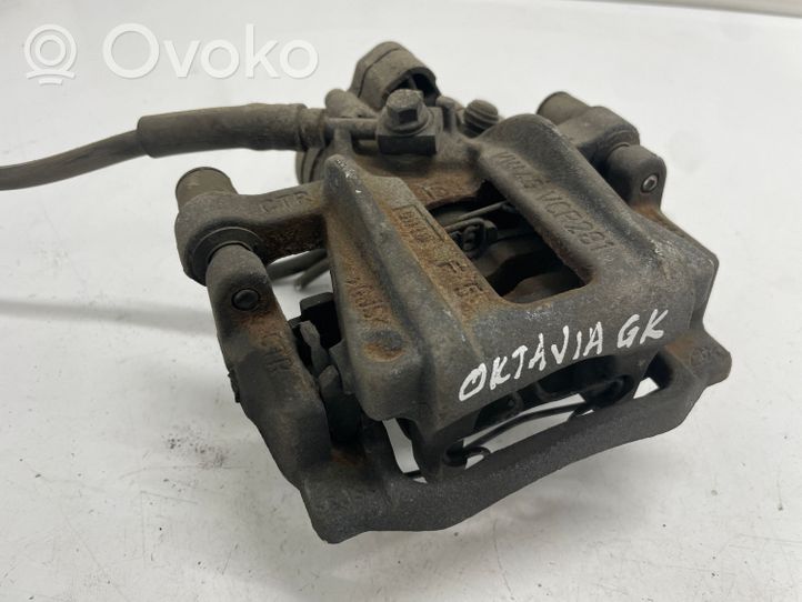 Skoda Octavia Mk4 Tylny zacisk hamulcowy 5R3615405