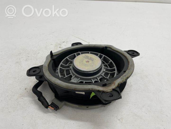 Opel Corsa F Takaoven kaiutin 9803320280