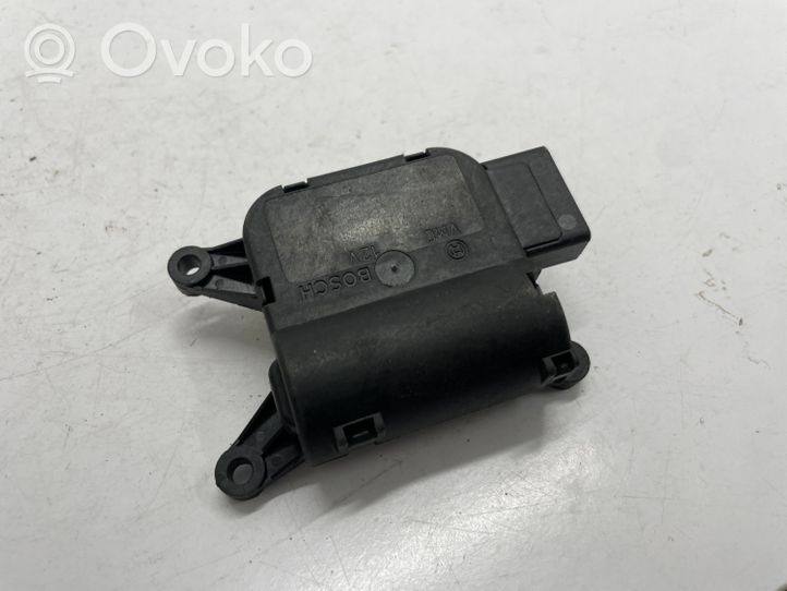 Volkswagen Tiguan Moteur / actionneur de volet de climatisation 1K2907511C