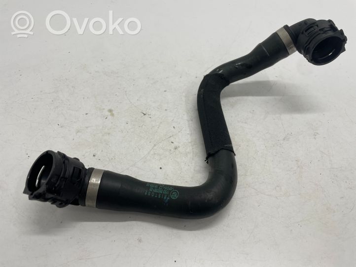 BMW 3 G20 G21 Tubo flessibile del liquido di raffreddamento del motore 8650981