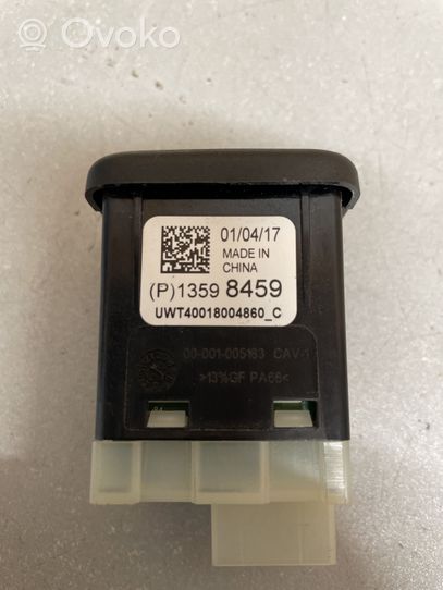 Opel Insignia B USB-pistokeliitin 13598459