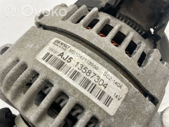 Opel Insignia B Generatore/alternatore 13587304