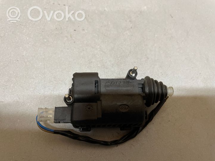 Opel Corsa E Fuel tank cap lock 13208157