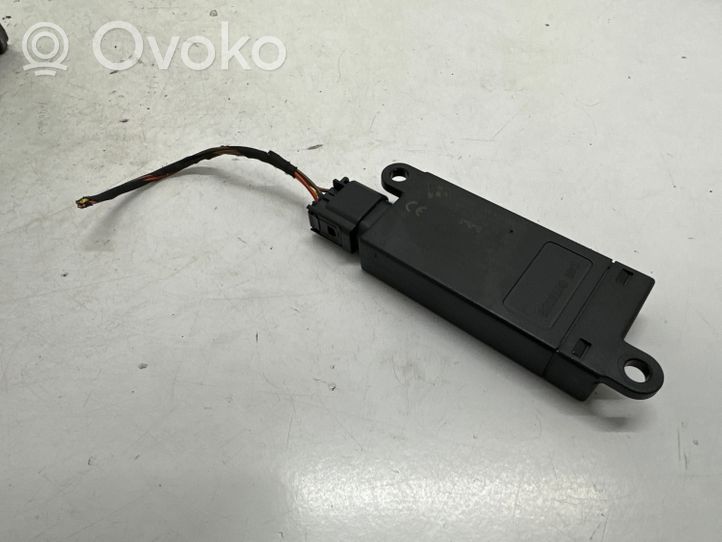 BMW 4 F32 F33 Boîtier module alarme 9233009