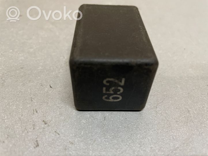 Audi A8 S8 D4 4H Other relay 4L1907282