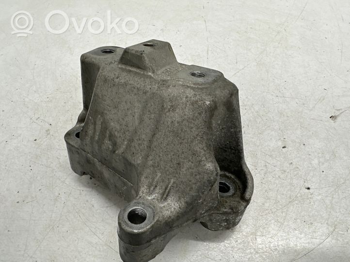 Volkswagen Golf VIII Support, suspension du moteur 1K0199117CF