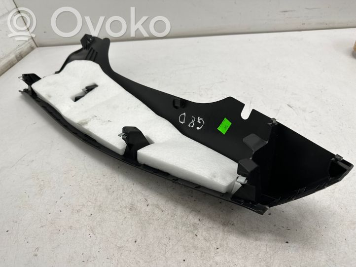 5H6867766 Volkswagen Golf VIII Other interior part, 10.00 € | RRR 