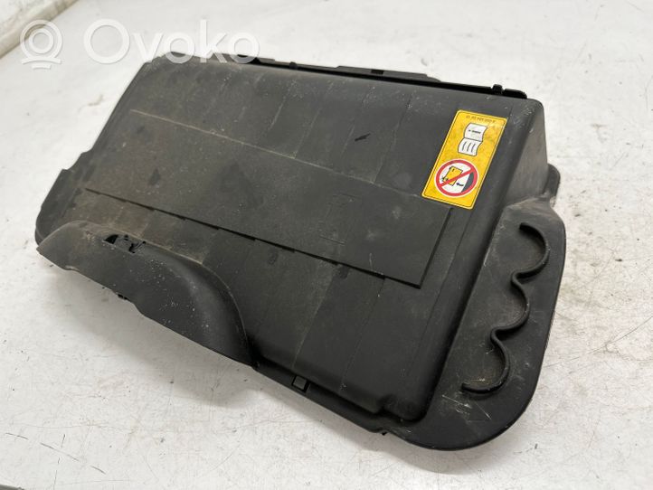 Mercedes-Benz A W176 Couvercle de boîtier de batterie A2465410005