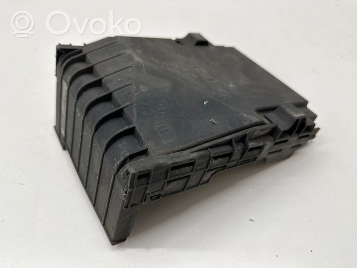 Audi A3 S3 A3 Sportback 8P Fuse box cover 1K0937132F