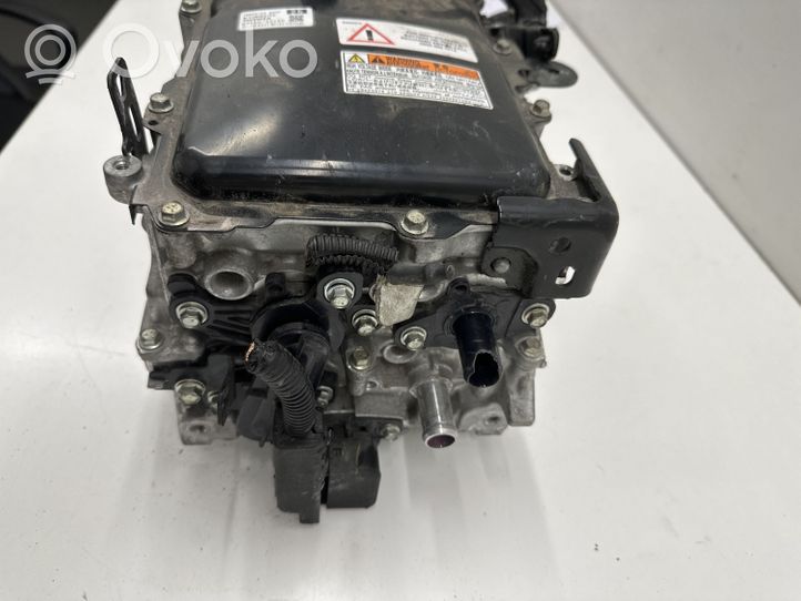 Toyota Camry VIII XV70  Convertisseur / inversion de tension inverseur G920033150