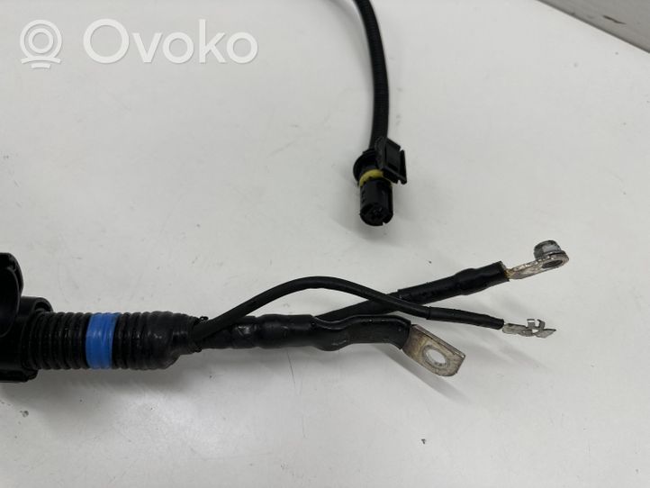 Mercedes-Benz C W205 Positive cable (battery) 