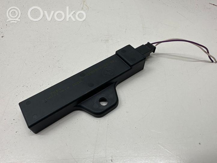 BMW 2 F46 Antenna comfort per interno 9220832