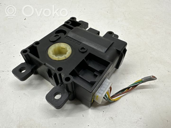 Toyota RAV 4 (XA50) Motor/activador trampilla de calefacción 0638002031