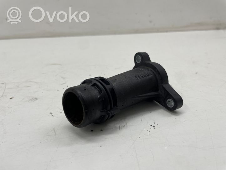 BMW 2 F45 Tuyau de liquide de refroidissement moteur 8511205