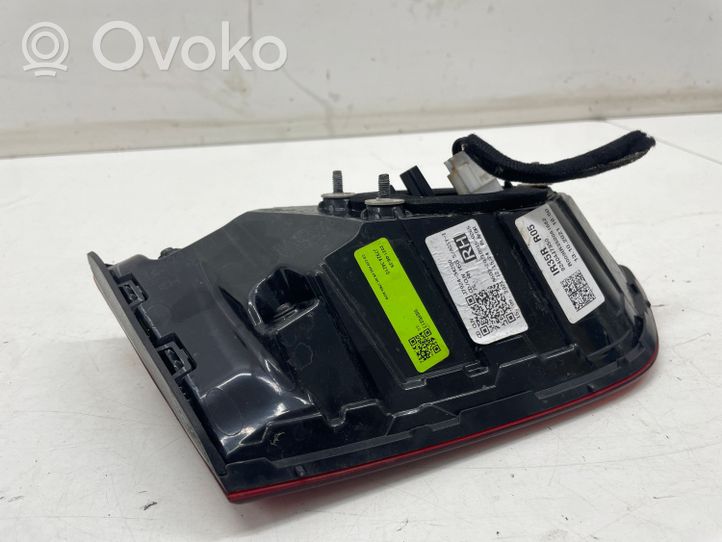 KIA Xceed Lampy tylnej klapy bagażnika J792434200