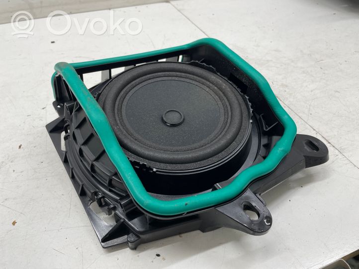 BMW 3 G20 G21 Enceinte subwoofer 2622565