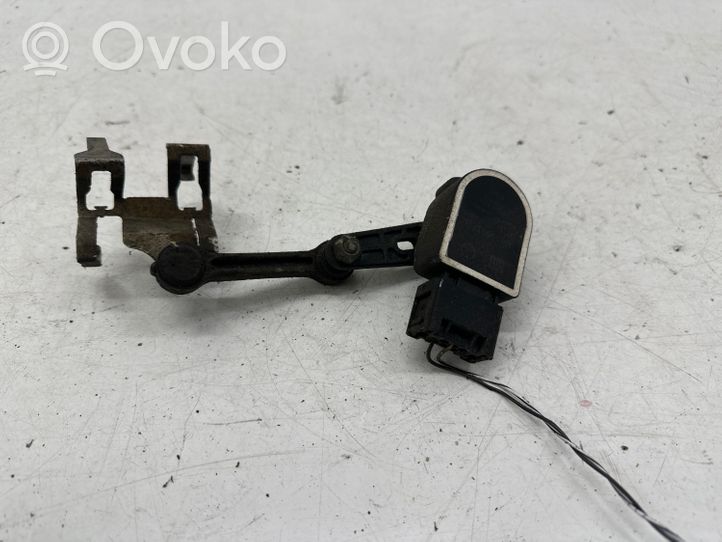 Mercedes-Benz E W213 Sensore di livello faro/fanale A0009053704