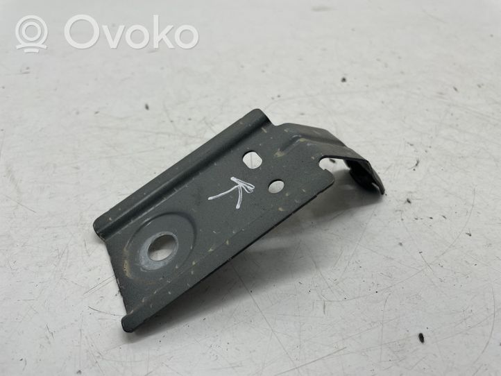 Seat Leon IV Supporto di montaggio del parafango 5FA821327