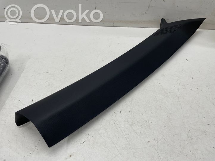 5FA867234 Seat Leon IV (A) pillar trim, 30.00 € | RRR