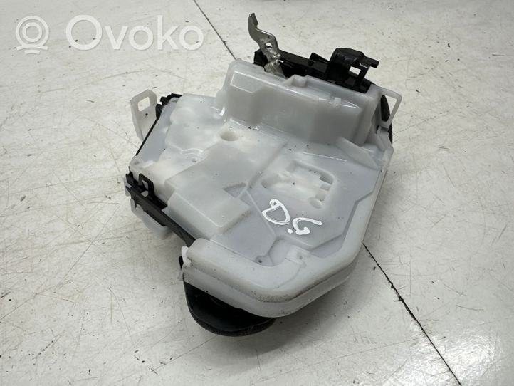 Nissan Qashqai J12 Serratura portiera posteriore 825006UE0A