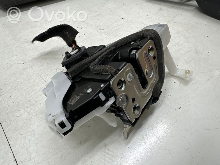 Nissan Qashqai J12 Zamek drzwi przednich 805006UE0A