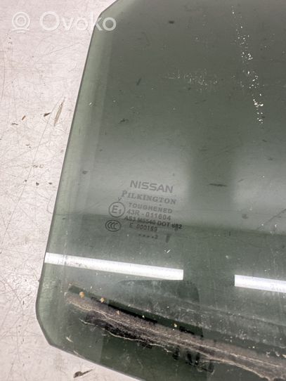 Nissan Qashqai J12 Szyba drzwi tylnych 