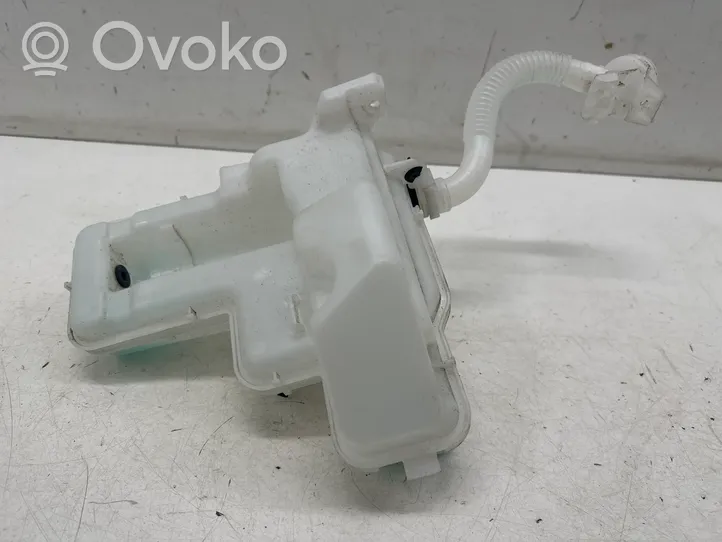 Skoda Kamiq Zbiornik płynu do spryskiwaczy szyby przedniej / czołowej 2Q0955448