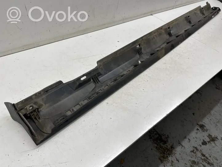 Volkswagen PASSAT CC Sill 