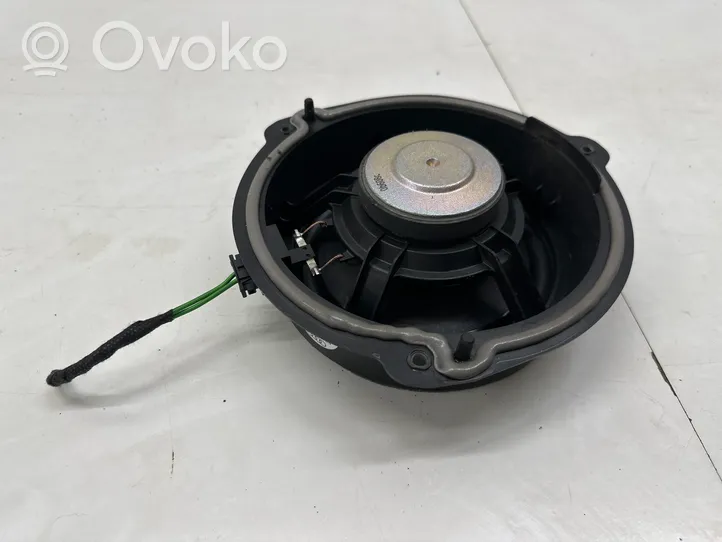 Audi Q2 - Takaoven kaiutin 83A035411