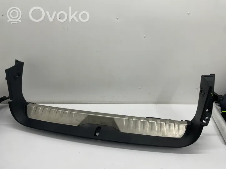 BMW 5 G30 G31 Rivestimento di protezione sottoporta del bagagliaio/baule 6479503