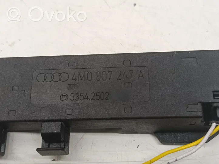 Audi A4 S4 B9 8W Radion pystyantenni 4M0907247A