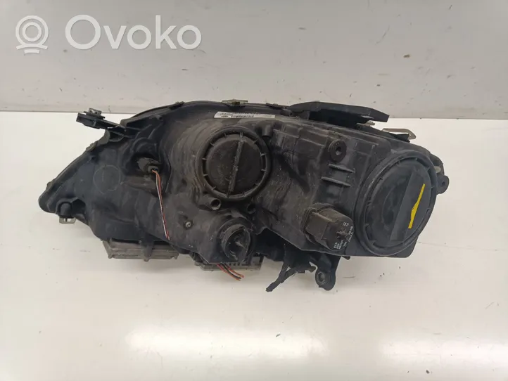 Mercedes-Benz ML W164 Lampa przednia A0028206026