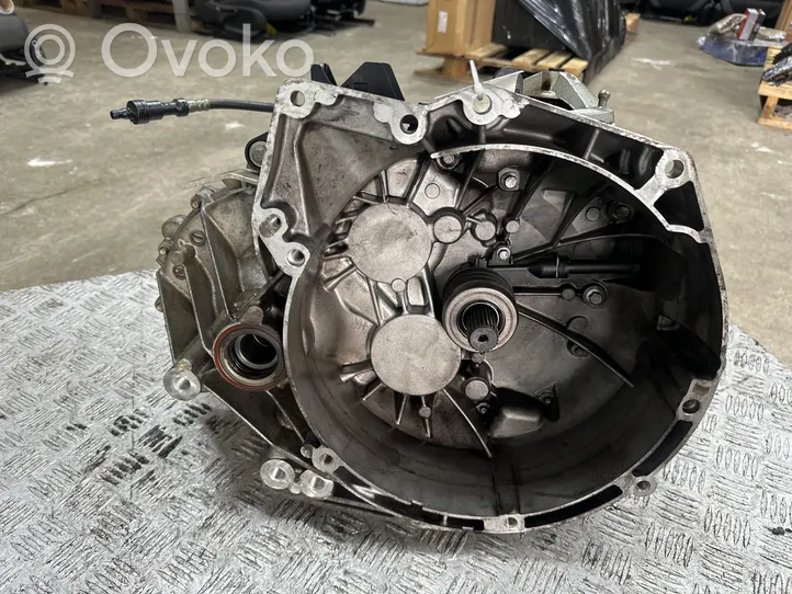 Ford Focus Mechaninė 6 pavarų dėžė JX6R7002BHB