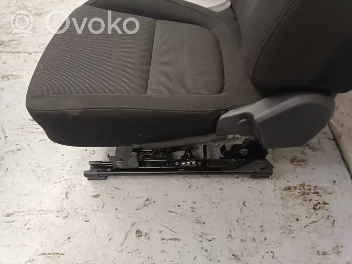 Hyundai Kona I Priekinė keleivio sėdynė 